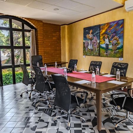 Casa De Adobe Gallery & Luxury Boutique 오아하카주 외부 사진
