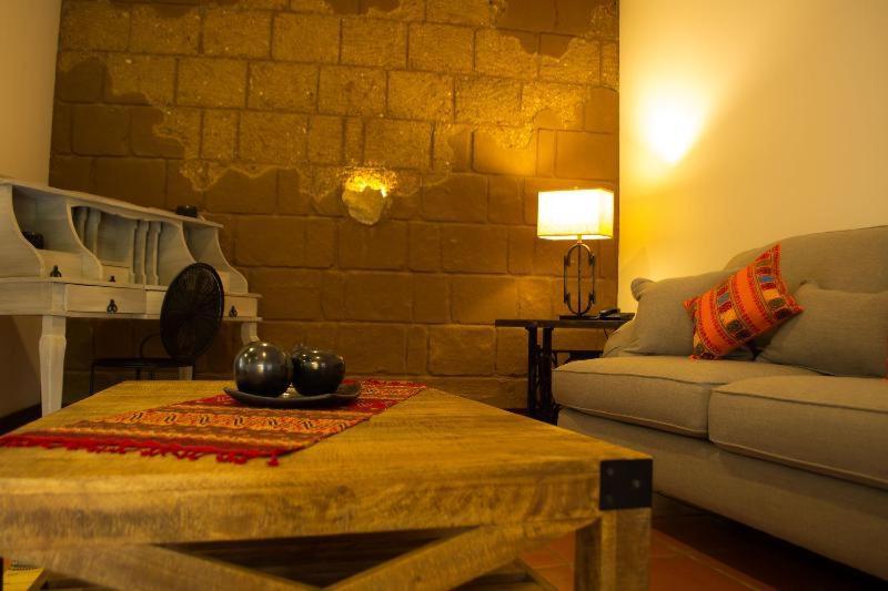 Casa De Adobe Gallery & Luxury Boutique 오아하카주 객실 사진